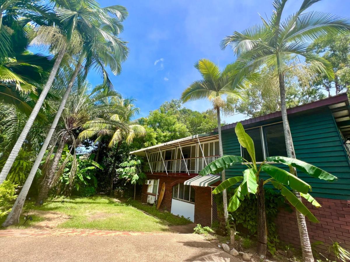 Jikinerita Homestay Nelly Bay Buitenkant foto